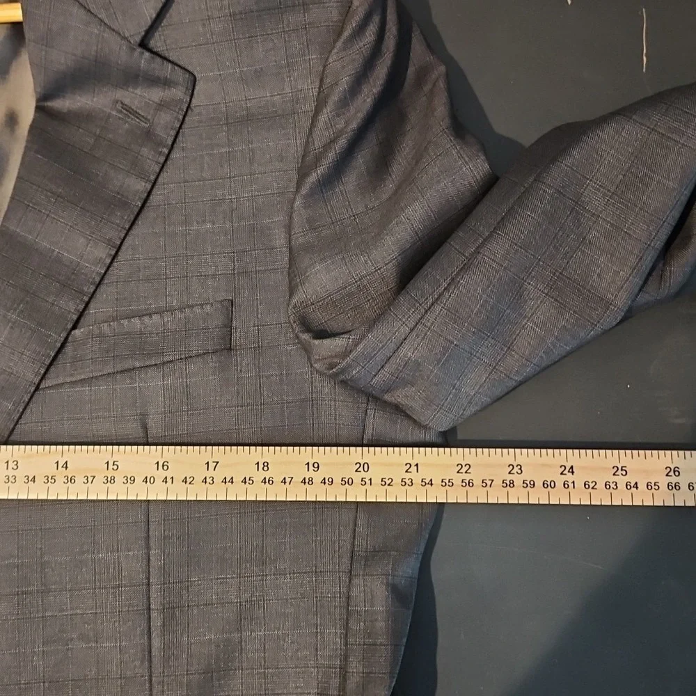 Hickey Freeman 42L Plaid Dark Grey 100% Worsted Wool Jacket Blazer Sport Coat